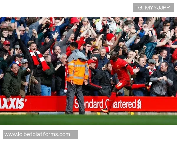 西甲热战：利物浦大胜莱比锡引发转会风波与球迷热议